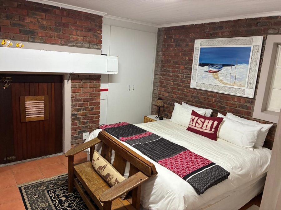 7 Bedroom Property for Sale in Heather Park Western Cape